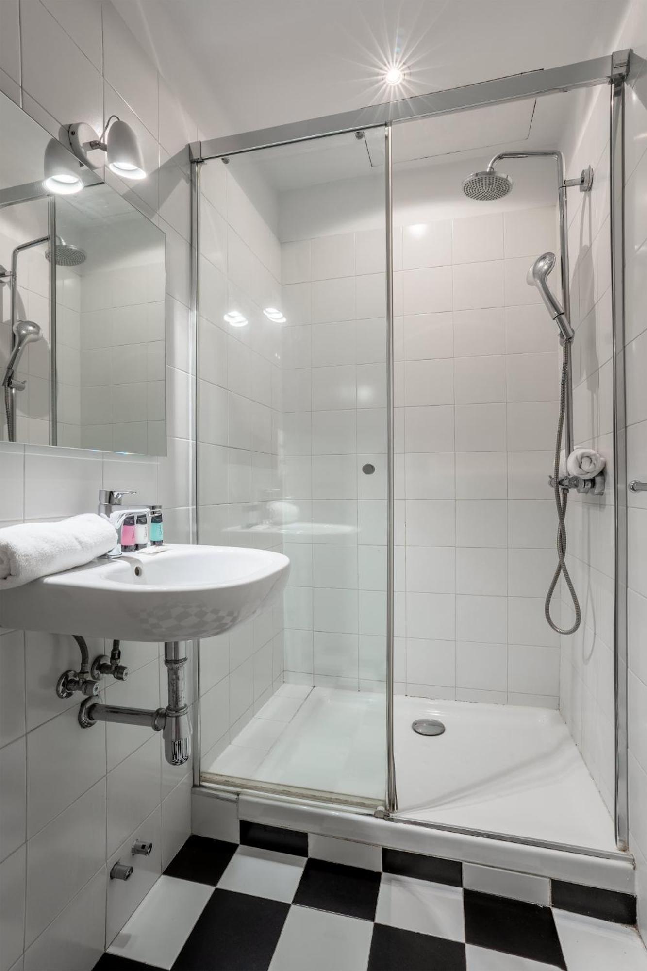 Ronda Sant Pere Apartment Barcelona Exterior photo